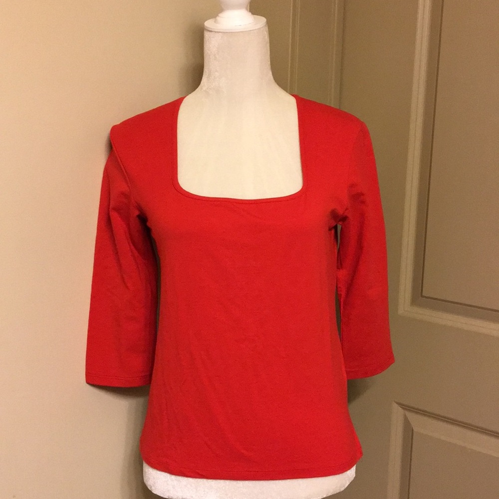 August Silk Red 3/4 Sleeve Top